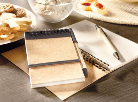 Блокнот с ручкой "Papyrus", цвет черный