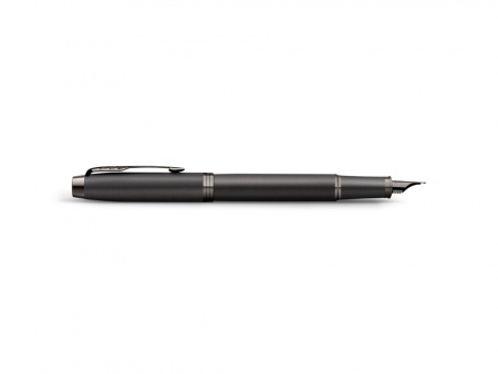 Перьевая ручка Parker IM Monochrome Black, перо:F, цвет чернил: blue, в подарочной упаковке.