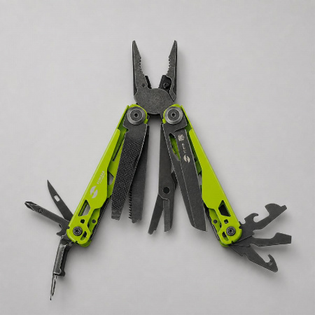 Мультитул Stinger, 107 х 19 мм, 19 функций, сталь, салатовый корпус, стоунвош, в картонной коробке, в комплекте нейлоновый чехол